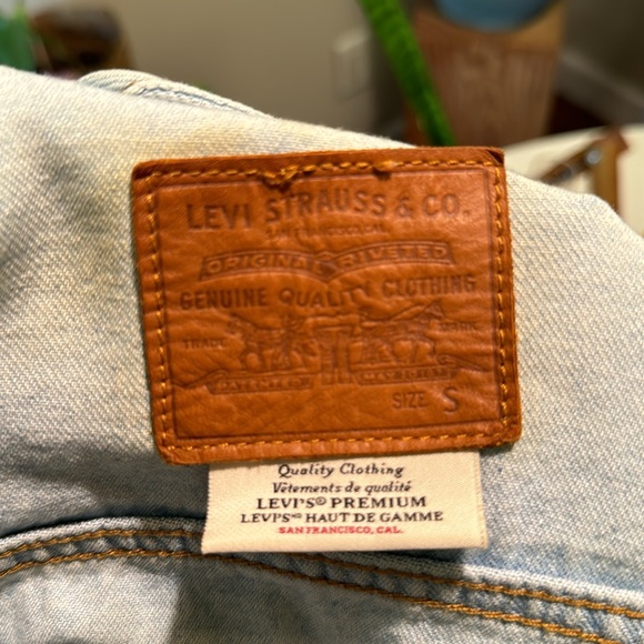 Levi’s Jean jacket - Picture 6 of 6